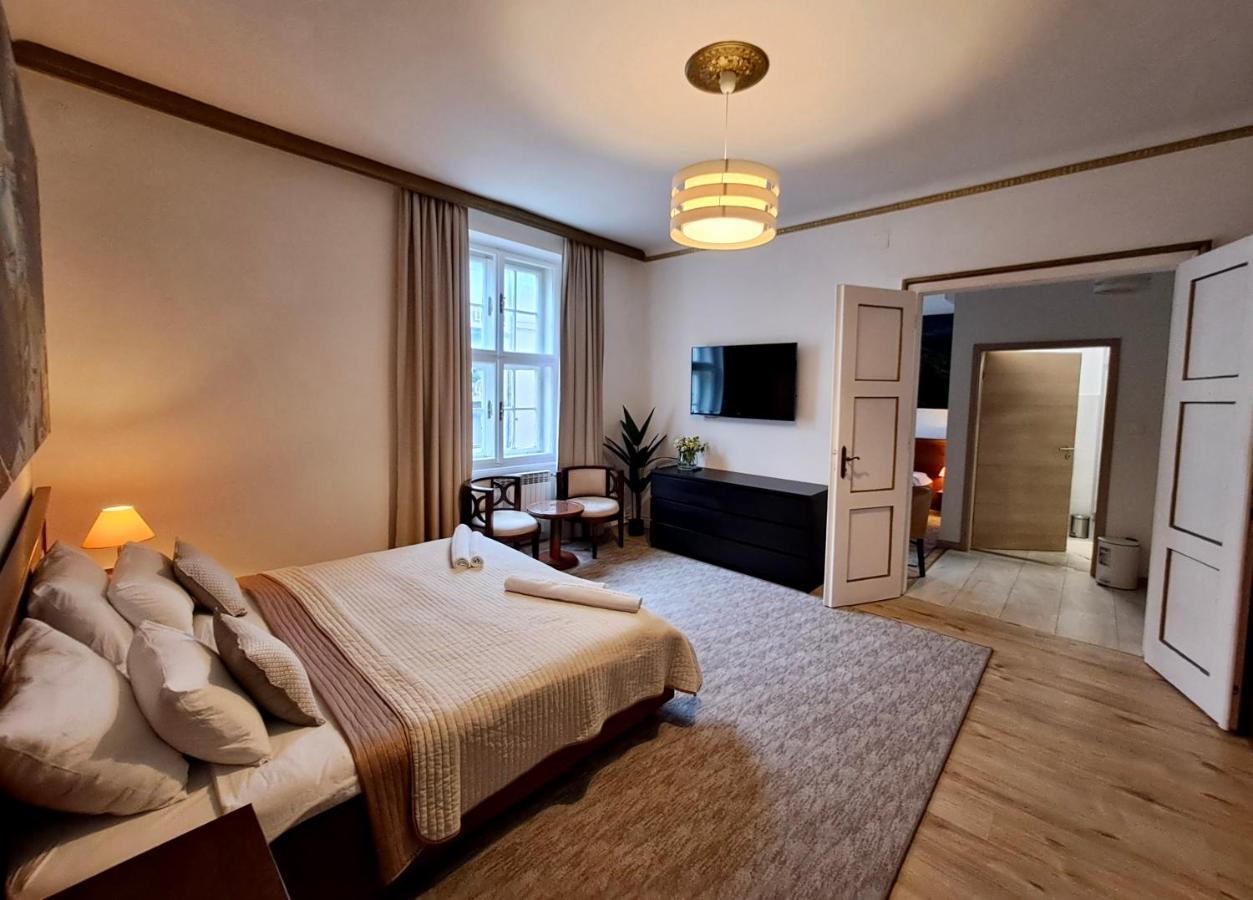 Witrina Apartments ซาเกร็บ ภายนอก รูปภาพ