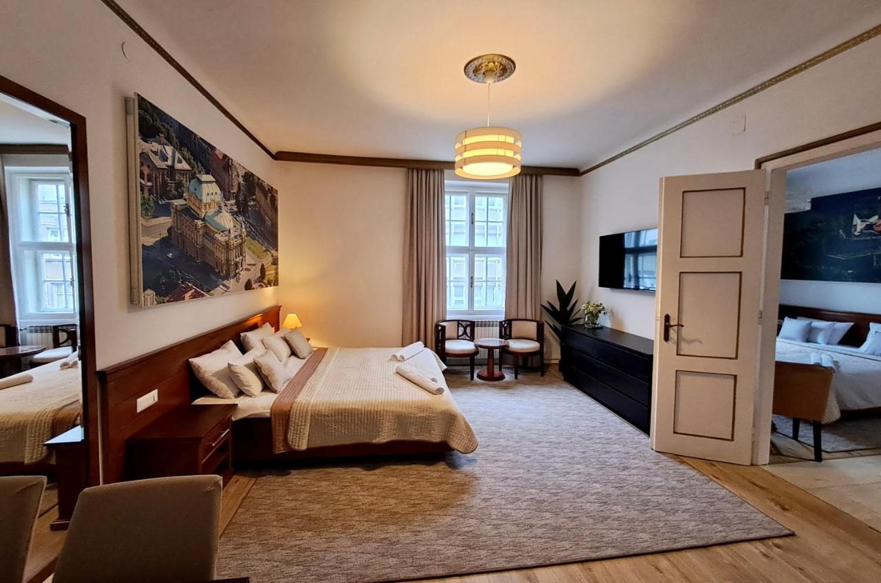 Witrina Apartments ซาเกร็บ ภายนอก รูปภาพ