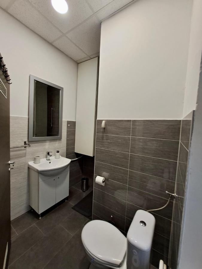 Witrina Apartments ซาเกร็บ ภายนอก รูปภาพ